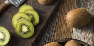 Is It Safe to Eat Kiwi Skin- Health Benefits and Tips